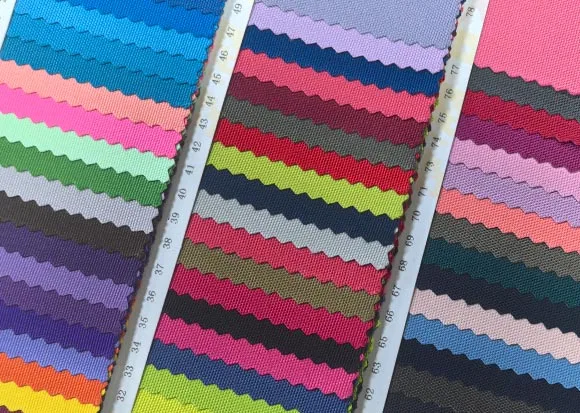 Polyestermaterial für Taschen