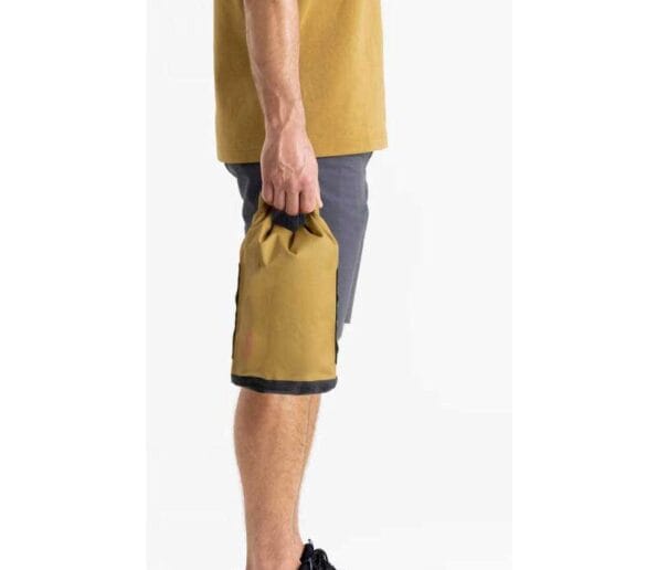 drybag006 03 595x516