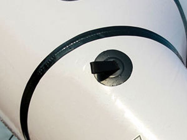 RF-Welded-&-Seam‑Taped-Construction-for-Packraft