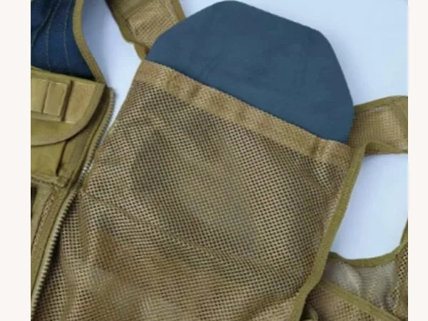 Разработка конструкции панели и конструкции крепления пластин.