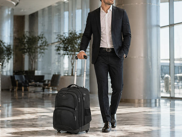 Real Use Scenarios for rolling laptop bag