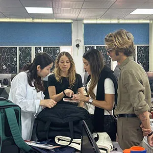 Visita del cliente Foto-vancharli all'aperto