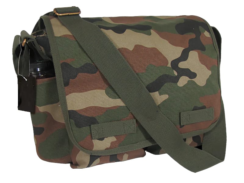 Large capacity tactical messenger bag for professional equipment loads