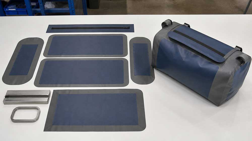 Divide the Bag Into Panels That Can Be Welded