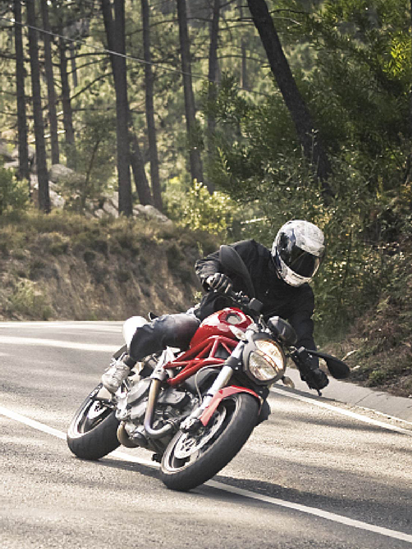 Motorcycle Bags 26 Motorcycle bags for different motorcycle riding routes and riding needs